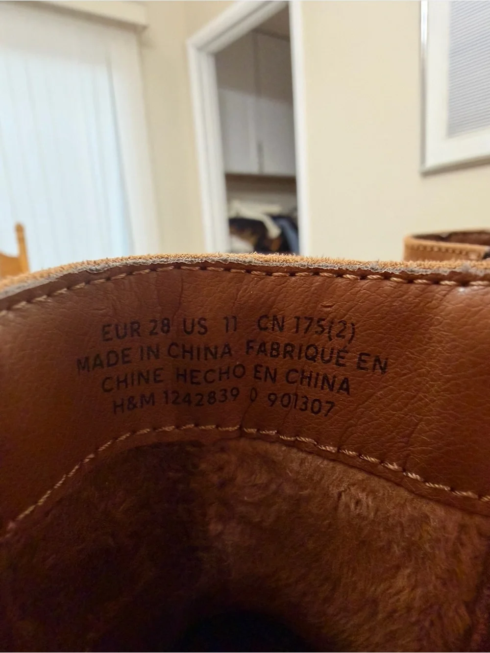 NWOT H&M Chelsea Boot in Lt. Brown